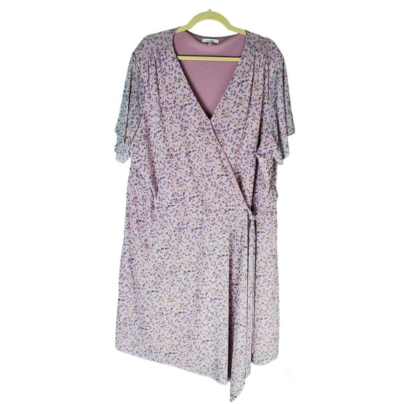 Maurices Women's Ditsy Floral Wrap Asymmetrical Hem V-Neck Dress Size 3 - Picture 1 of 7